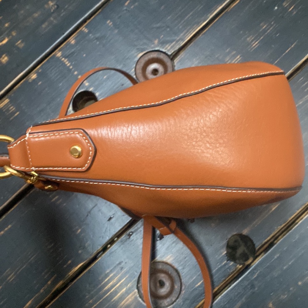 Tory Burch MILLER METAL-LOGO MINI HOBO - Picture 10 of 17